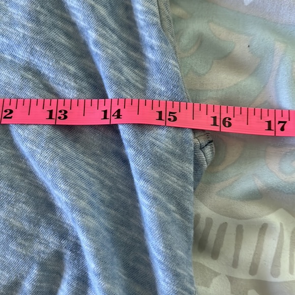 Free people we the free distressed lightweight Tank. Size XS - Picture 7 of 10